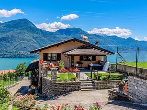 Nuage, Ciel, Plante, Fleur, Montagne, Propriété, L'Eau, Paysage Naturel, Bâtiment, Chalet