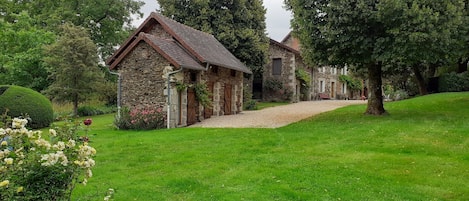 la maison de Jean :  une des deux suites 