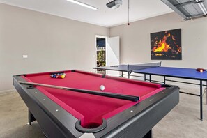 Games Room: Pool table and ping pong table