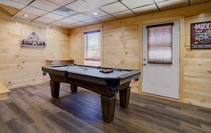 Spielezimmer