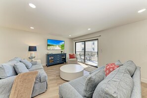 Living room facing from the kitchen
