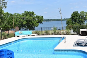 Great place to watch the sun set on the lake!