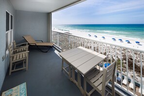 Balcony - Plenty of seating options to take in the view