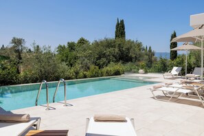 Piscina infinita