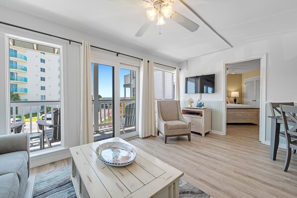 Main living area - Will I Watch the Ocean or TV?