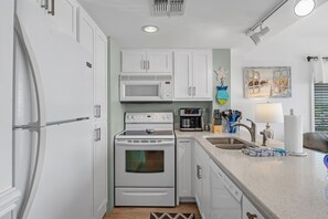 Updated Kitchen - Well Equipped Kitchen