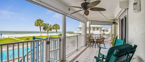 Expansive, beach-facing balcony