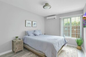 Bedroom (1)