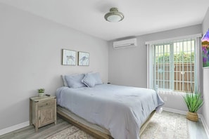 Bedroom (1)