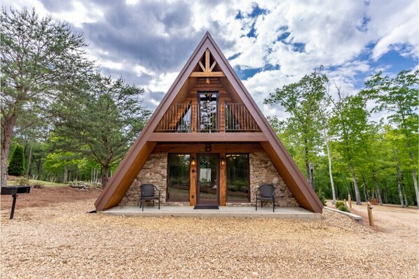 Dream Maker Cabin