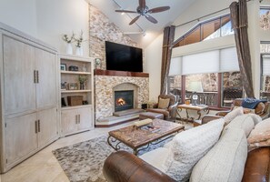 Gorgeous living room with vaulted ceilings!