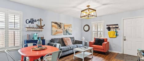 This cozy spot can comfortably accommodate 4 guests.