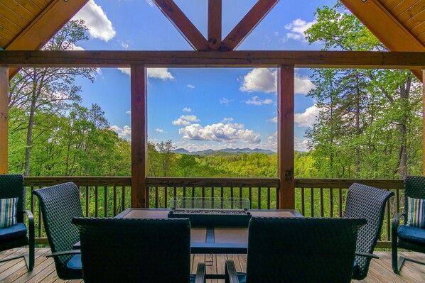 Gorgeous mountain views are yours at Mountain Crest!