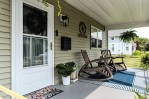 Front porch rocking chairs