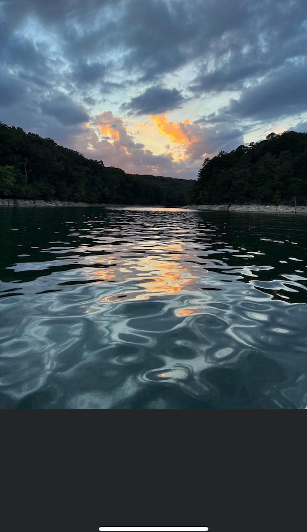 Beautiful Beaver Lake Sunsets!