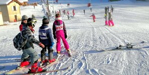 Skidåkning och snöaktiviteter