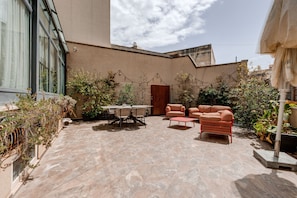 Terassi/patio