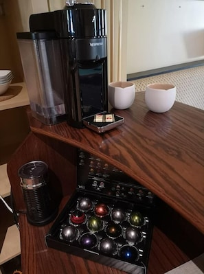 Commencés la journée avec un délicieux café Nespresso gratuit !