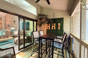 Screened In Porch
