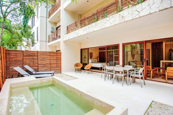 A private patio w/a plunge pool & lots of nature all around