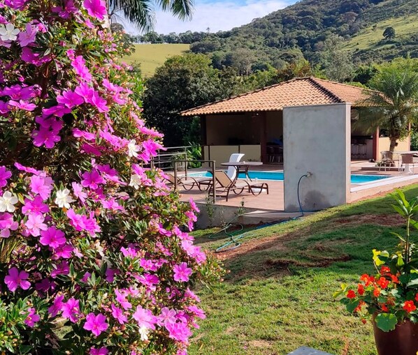 Viva um momento único se hospedando em nossa casa de campo