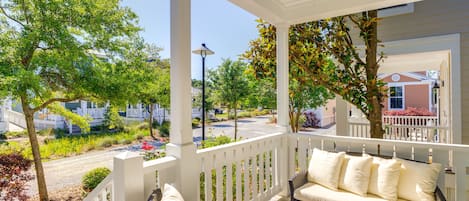 Ocean Springs Vacation Rental | 1,010 Sq Ft | 2BR | 2BA | Stairs Required