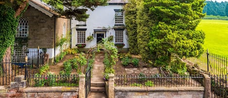 Rose Cottage- Parking on the road outside