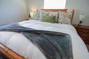 Master bed is a king