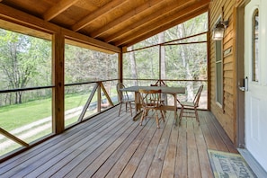 Private Screened-In Deck | Outdoor Dining Areas | Charcoal Grill | Fire Pit