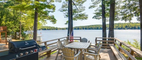 Sunapee Vacation Rental | 3BR | 3BA | 3 Steps Required for Entry | 2,000 Sq Ft