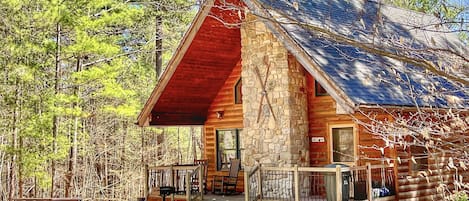 Adirondack Mountain Cabin is nestled on a serene 2 acres in the heart of the Adirondack Park, close to Whiteface Mountain and Lake Placid.