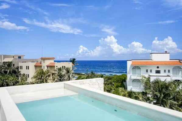 Great Sea View from the Roof Pool