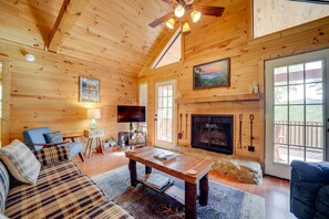 Living Area | Queen Sleeper Sofa | Fireplace | Smart TV