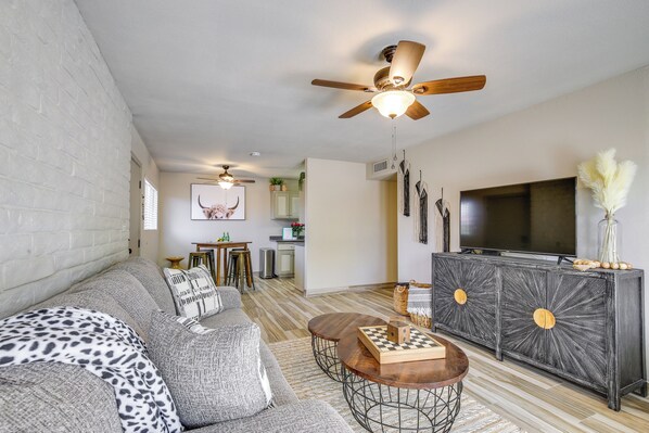 Yuma Vacation Rental | 2BR | 2BA | Step-Free Access | 970 Sq Ft