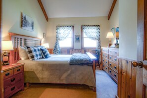 Queen bedroom on main floor