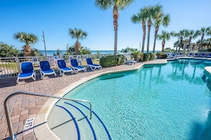 Oceanfront Pool