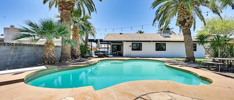 Yuma Vacation Rental | 3BR | 2BA | 1,500 Sq Ft | Half Step for Entry