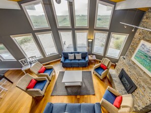 Living room - Ocean View, Smart TV, Gas Fireplace, open living space