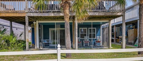 Surfside Beach Vacation Rental | 2BR | 1BA | 1 Step Required for Access