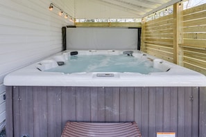 Private Hot Tub