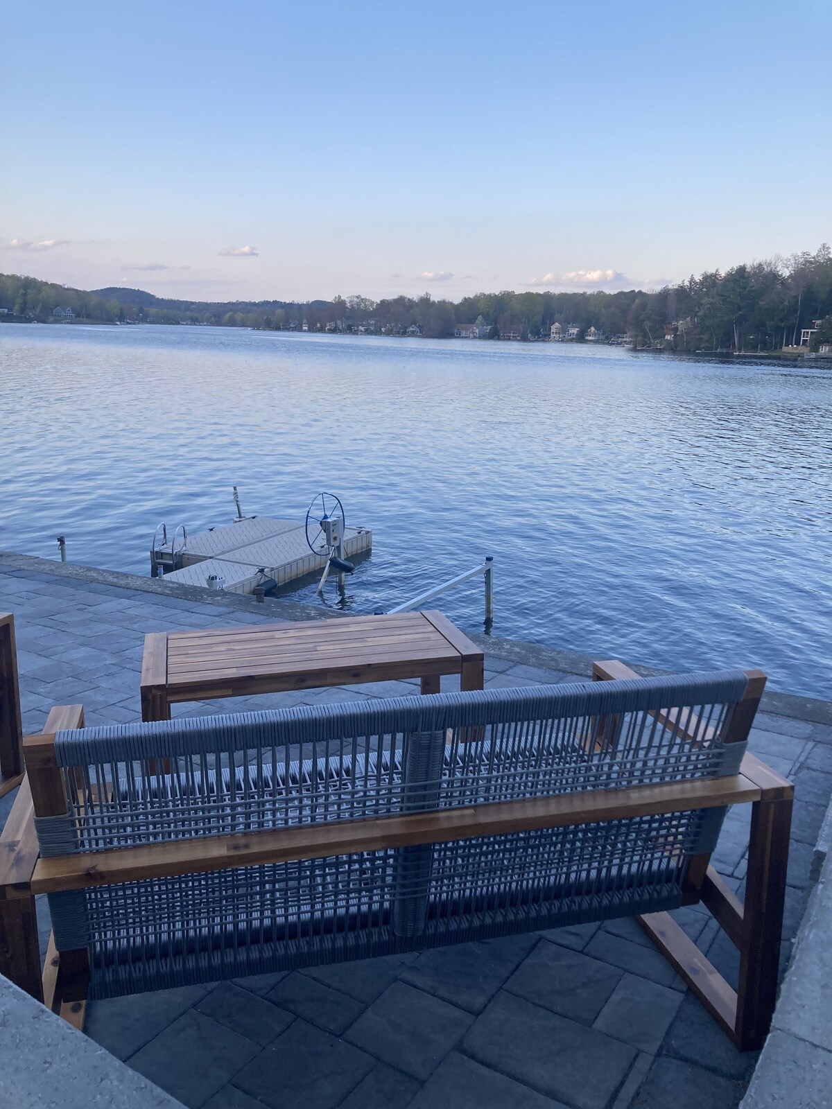 Newly renovated year-round LAKEFRONT rental on Highland Lake!!! Sleeps 8-9!
