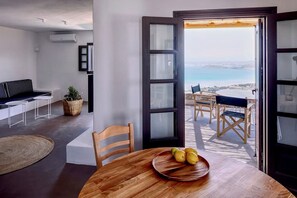 Platinum Paros Villa | 2 Bedrooms | Villa Turquoise | Sea View & Private Pool | Naoussa