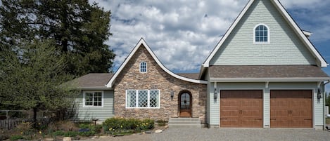 Front of Cottage in the country on the edge of the town of Hayden