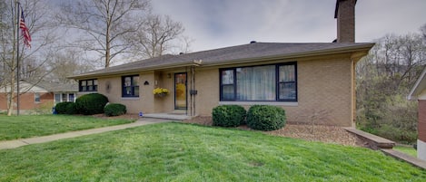 Jefferson City Vacation Rental | 3BR | 2BA | 1,594 Sq Ft | 1 Step to Enter