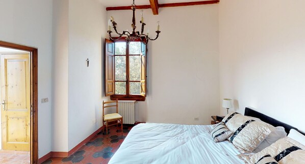 Furniture, Window, Building, Comfort, Wood, House, Textile, Lighting, Interior Design, Architecture