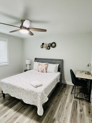 Master bedroom with full shower bathroom and desk
In main floor 