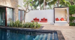 Private pool