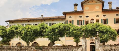 Extérieur maison de vacances [été]