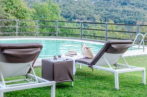Activities, Amenities, Balcony / Terrace / Patio, Building Exterior, Facilities, Main Entrance, Pool, Room Detail, Spring, Summer
