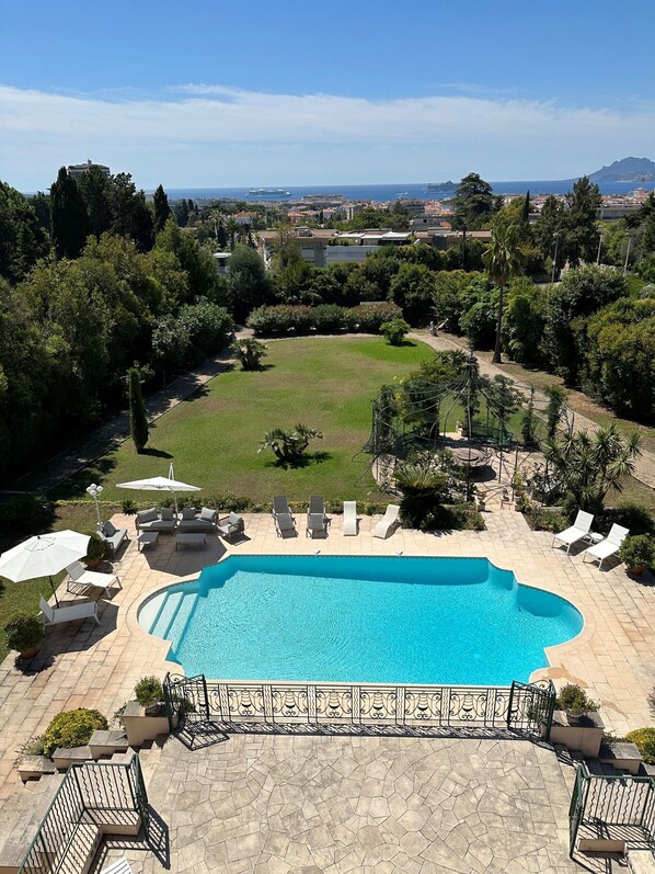 large holiday villa with private pool cannes